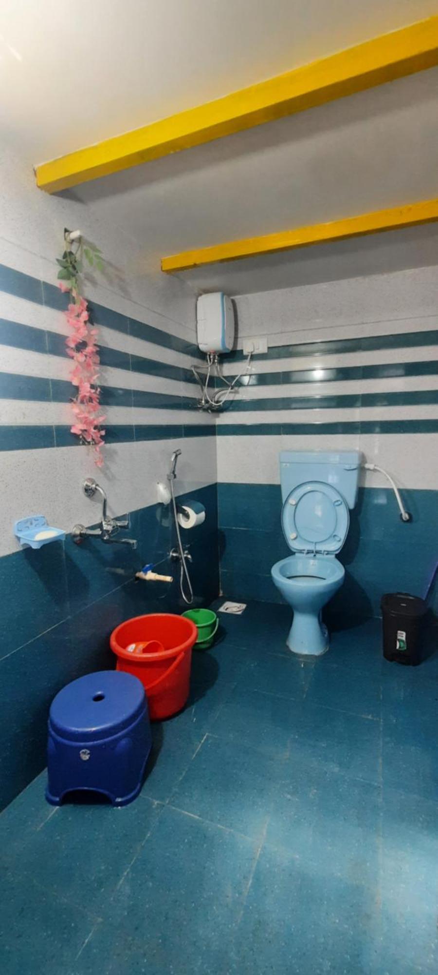 Costel Hostel Mālvan Екстериор снимка